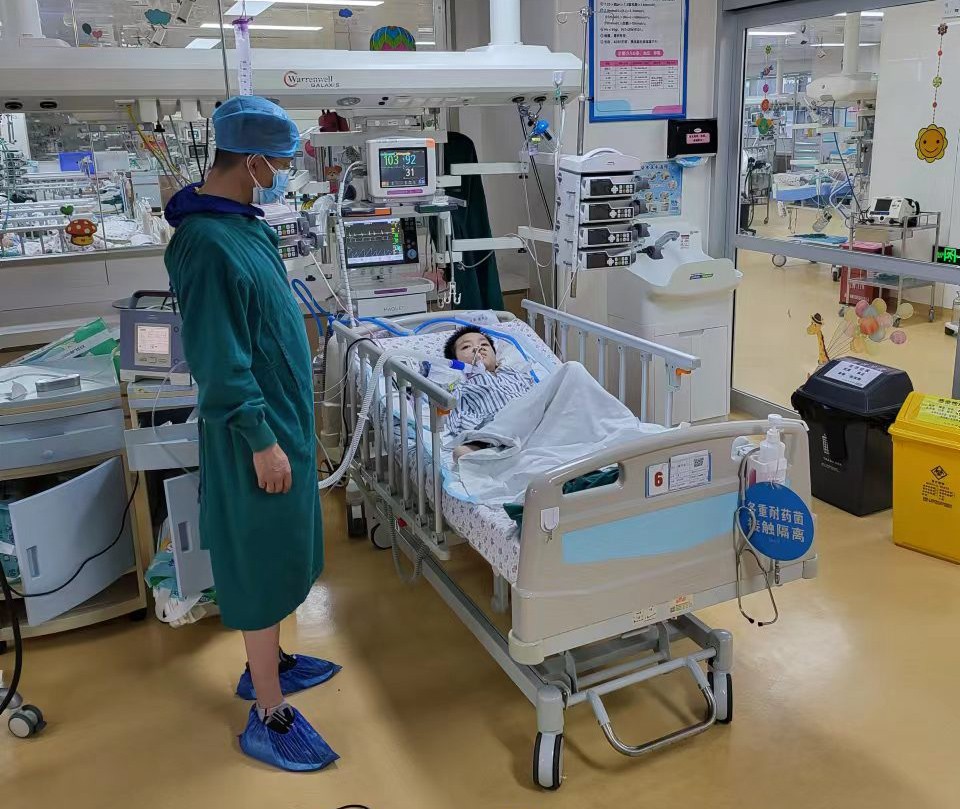 崇阳县跨省救护车出租公司